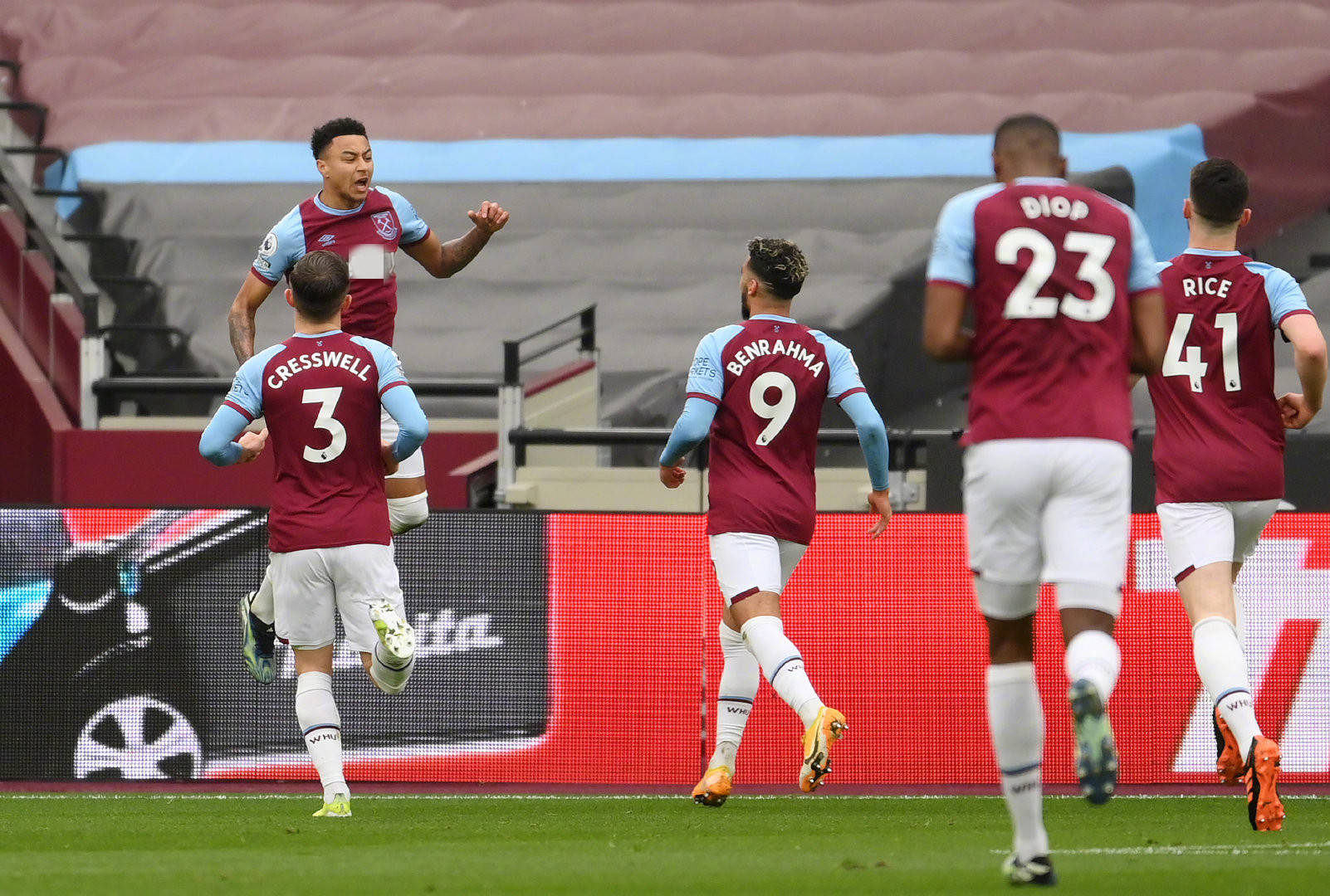 途奔襲驚艷 途奔襲驚艷