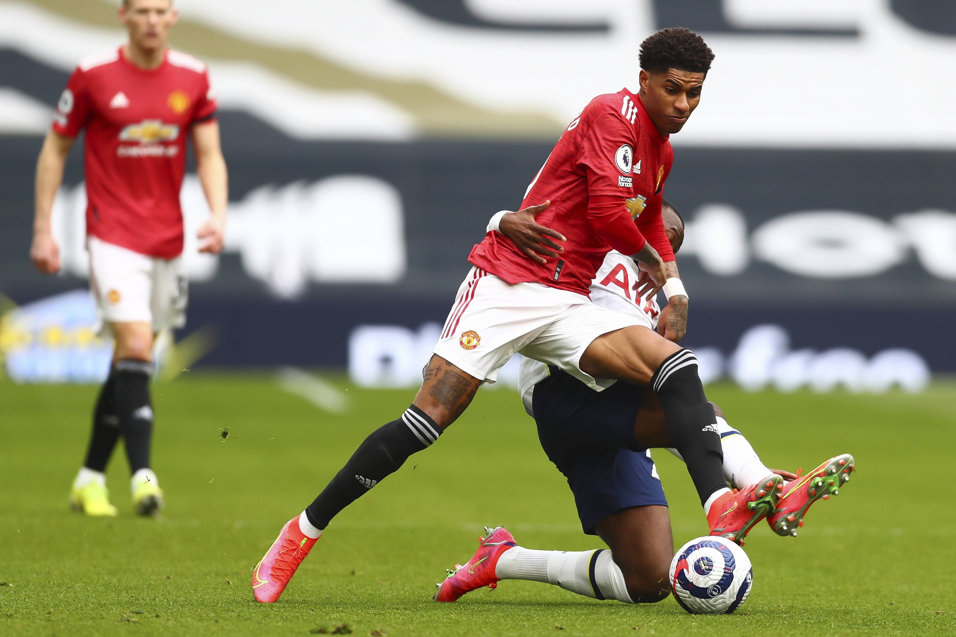 两端的统治 两端的统治